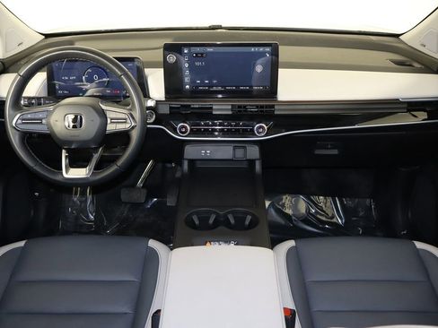 Used 2024 Honda Prologue Touring image 13