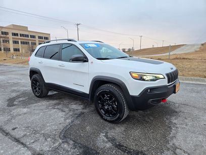 Used 2019 Jeep Cherokee Trailhawk w/ Comfort/Convenience Group