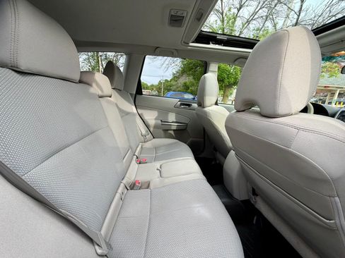 Used 2012 Subaru Forester 2.5X Premium w/ All-Weather Pkg AWD/4WD image 16