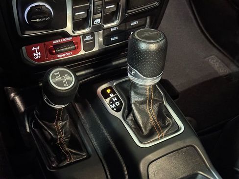 Used 2022 Jeep Gladiator Mojave w/ Trailer Tow Package image 15