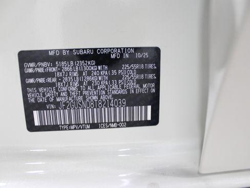 New 2026 Subaru Crosstrek 2.5i Limited w/ Crosstrek Mirror Package image 31