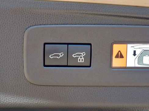Used 2024 Lexus GX 550 Heated&Cooled Seats/Heads Up D image 16