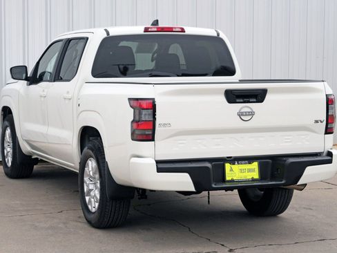 Used 2022 Nissan Frontier SV image 41