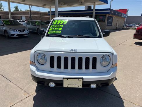 Used 2016 Jeep Patriot Sport FWD image 2
