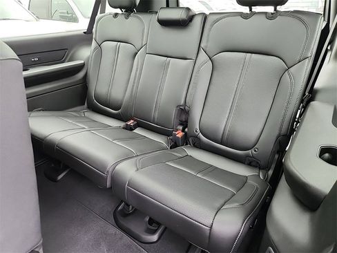 New 2024 Jeep Wagoneer L 4WD w/ Premium Group I image 9