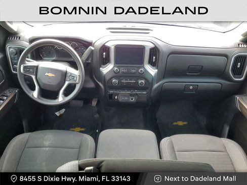 Used 2020 Chevrolet Silverado 1500 LT w/ Trailering Package image 13