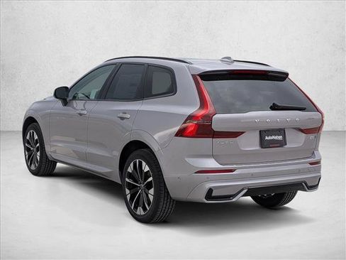 New 2026 Volvo XC60 B5 Plus w/ Climate Package image 8