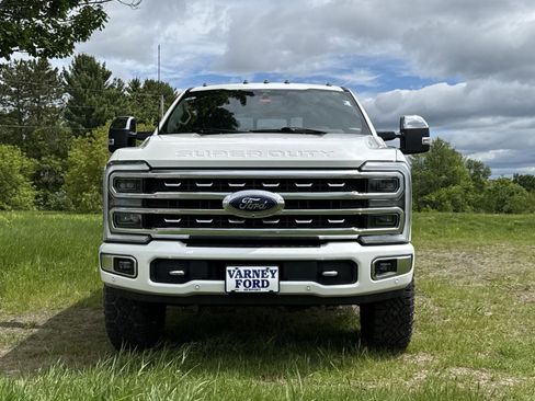 Used 2024 Ford F350 Platinum w/ Tremor Off-Road Package AWD/4WD image 2