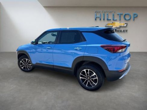 Used 2024 Chevrolet TrailBlazer LT w/ Convenience Package AWD/4WD image 9