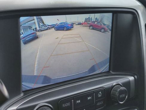 Used 2018 Chevrolet Silverado 1500 LT AWD/4WD image 29
