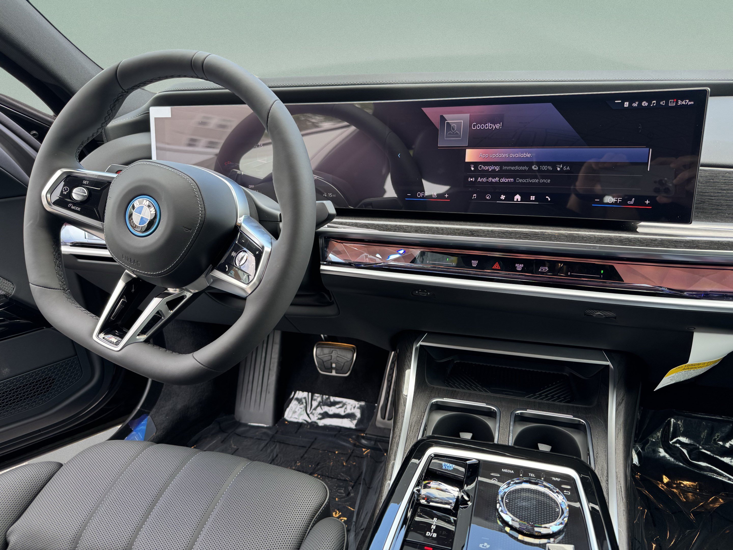 Used 2026 BMW i7 eDrive50 w/ M Sport Package RWD image 10