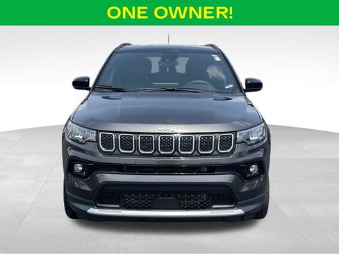 Used 2023 Jeep Compass Limited AWD/4WD image 3