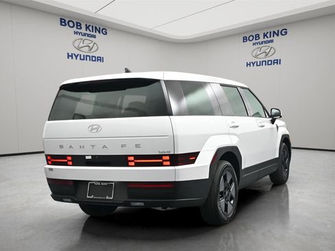 New 2026 Hyundai Santa Fe SE FWD image 10