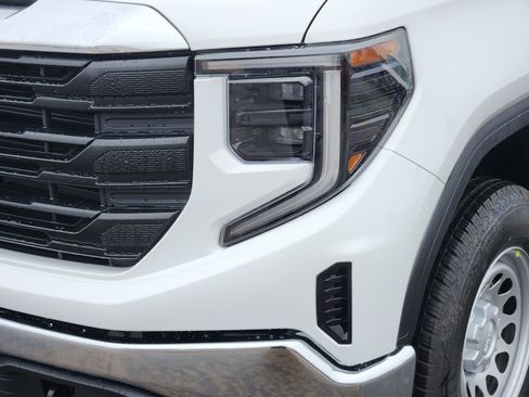 New 2026 GMC Sierra 1500 Pro w/ Pro Value Package image 11