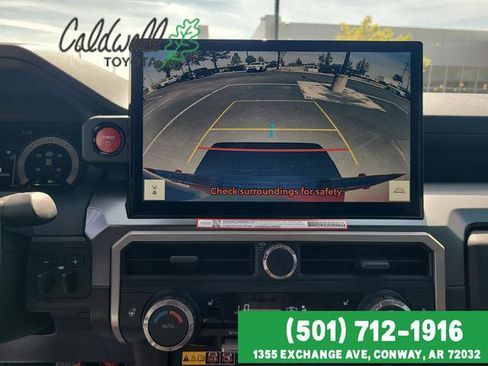 Certified 2025 Toyota Tacoma TRD Off-Road AWD/4WD image 21