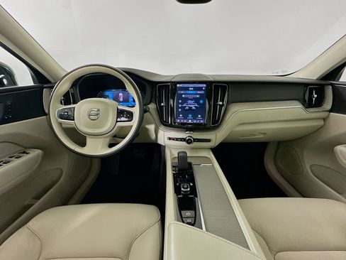 Used 2023 Volvo XC60 B5 Plus w/ Climate Package AWD/4WD image 14