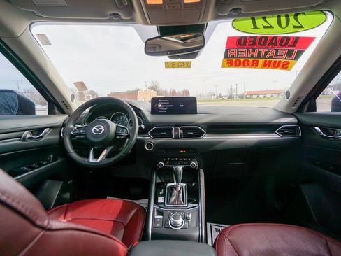 Used 2021 MAZDA CX-5 Carbon Edition image 2