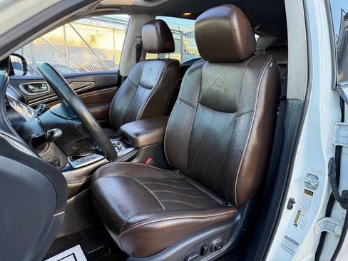 Used 2013 INFINITI JX35 AWD w/ Premium Pkg image 11