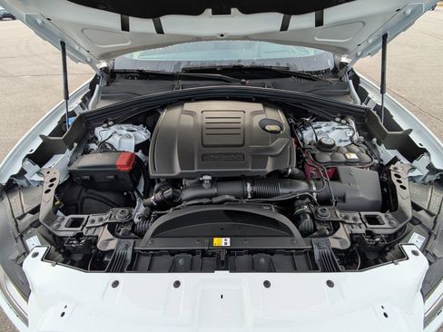 New 2026 Jaguar F-PACE R-Dynamic S image 31