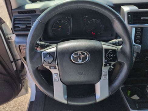 Used 2022 Toyota 4Runner SR5 Premium AWD/4WD image 16