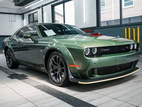Used 2023 Dodge Challenger R/T Scat Pack image 3