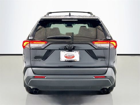 New 2025 Toyota RAV4 XLE Premium image 5