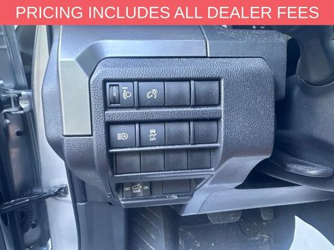 Used 2024 Toyota Tacoma TRD Off-Road AWD/4WD image 9