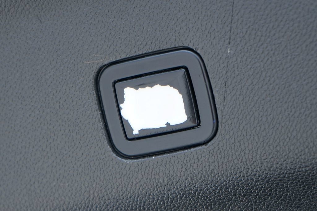 Used 2023 Chevrolet Tahoe RST AWD/4WD image 10