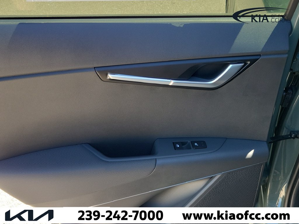 New 2025 Kia Niro Wind w/ Wind Preserve Package FWD image 15