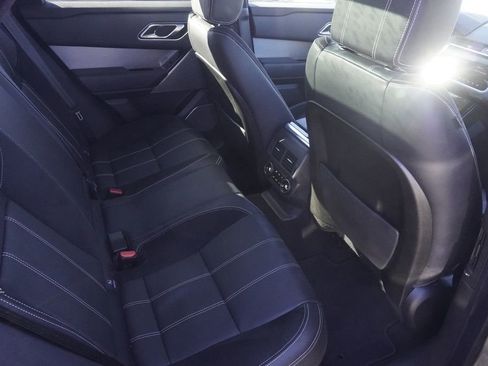 Used 2019 Land Rover Range Rover Velar R-Dynamic SE image 26