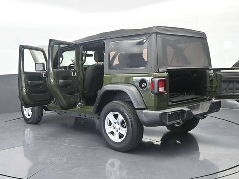 Used 2022 Jeep Wrangler Unlimited Sport AWD/4WD image 69