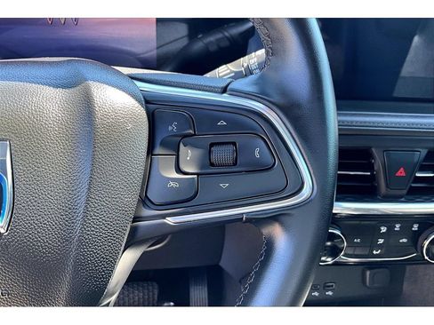 Used 2024 Buick Encore GX Sport Touring AWD/4WD image 12