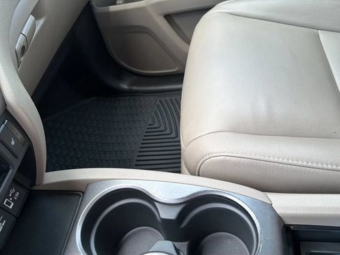 Used 2020 Honda Pilot EX-L image 19