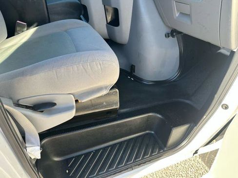 Used 2012 Ford E-250 and Econoline 250 w/ PWR Group image 11