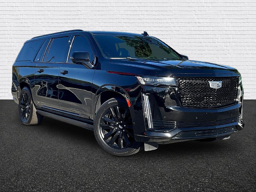Used 2022 Cadillac Escalade ESV Sport w/ Touring Package AWD/4WD image 3