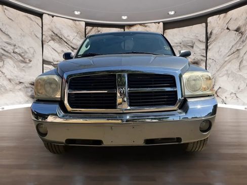 Used 2006 Dodge Dakota Laramie image 2