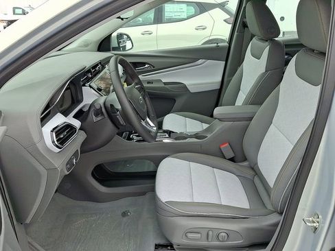 New 2023 Chevrolet Bolt EUV Premier FWD image 6