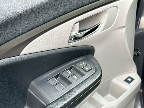 Used 2018 Honda Ridgeline RTL image 18