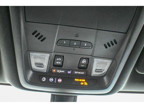 Used 2020 Chevrolet Blazer Premier image 54