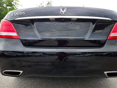 Used 2015 Hyundai Equus Signature RWD image 15