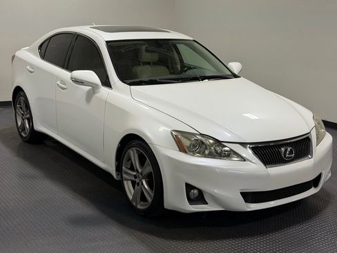 Used 2013 Lexus IS 250 RWD image 4
