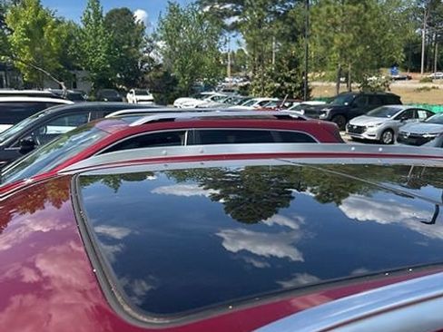 Used 2024 Cadillac XT4 Premium Luxury w/ Technology Package image 10