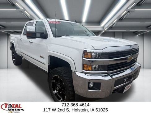 Used 2015 Chevrolet Silverado 2500 LTZ w/ Duramax Plus Package AWD/4WD image 2