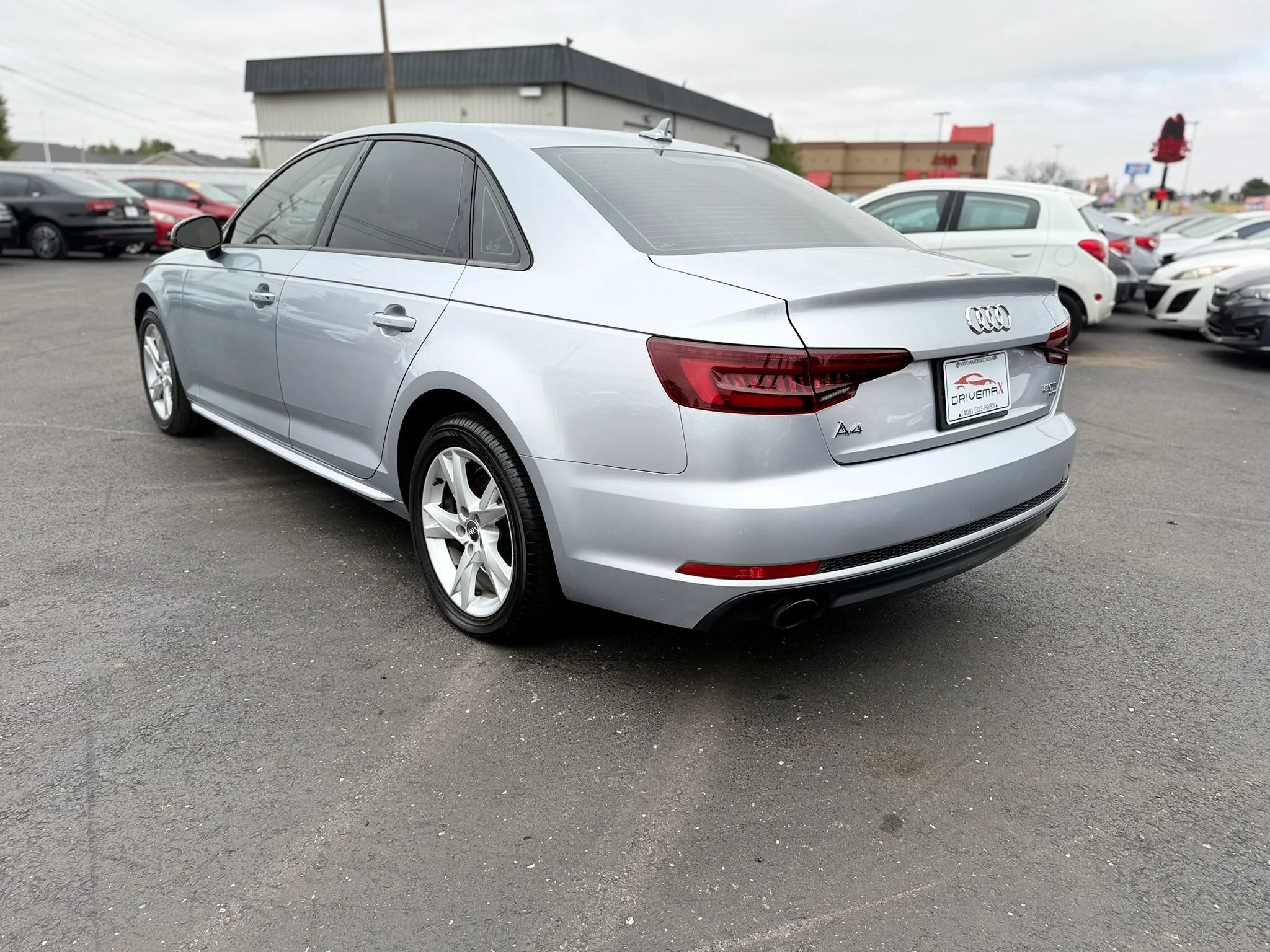 Used 2018 Audi A4 2.0T Ultra Premium w/ Convenience Package FWD image 5