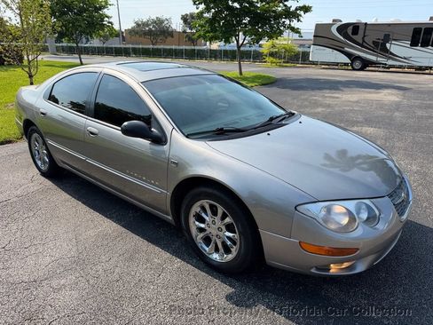 Used 1999 Chrysler 300M FWD image 2
