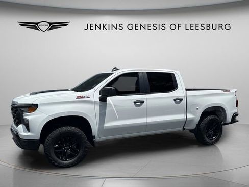 Used 2024 Chevrolet Silverado 1500 Custom Trail Boss AWD/4WD image 11