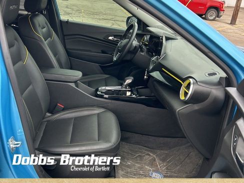 Used 2025 Chevrolet Trax ACTIV w/ Driver Confidence Package image 11