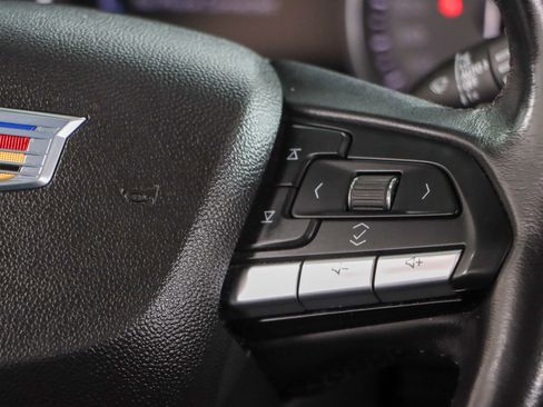 Used 2023 Cadillac XT4 Premium Luxury image 14