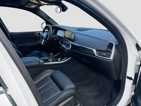 Used 2023 BMW X5 sDrive40i w/ Premium Package image 17