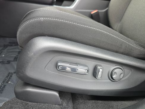 Certified 2025 Honda CR-V EX image 28